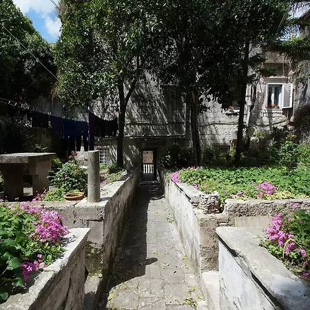 בית הארחה Old Town *